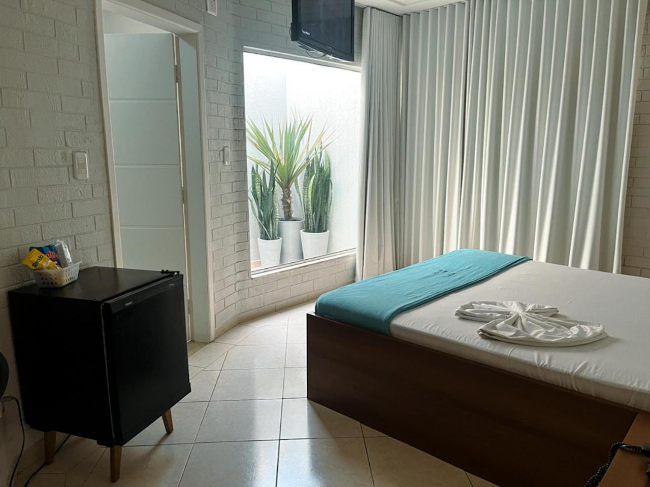 Top'S Motel (Adults Only) Jacareí Esterno foto