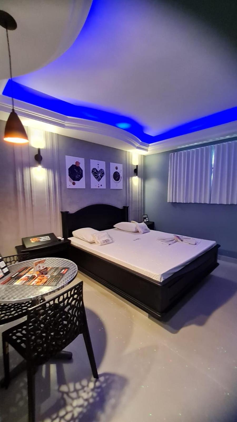 Top'S Motel (Adults Only) Jacareí Esterno foto